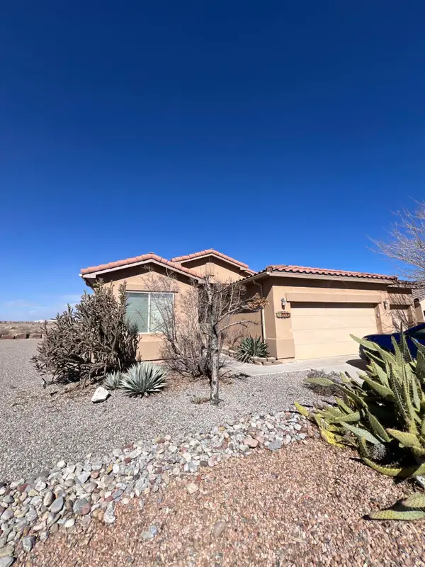 8305 Bouvardia Avenue Nw, Albuquerque, NM 87120