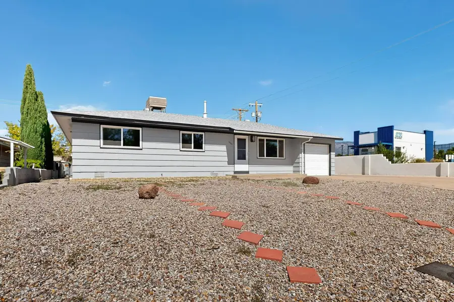 5001 Douglas Macarthur Road Ne, Albuquerque, NM 87110 - #2