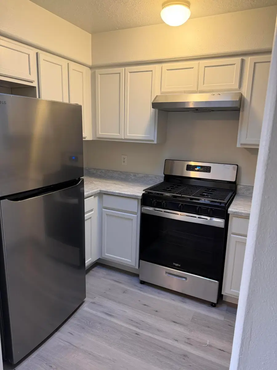 1100 &1102 10th Street Sw, Albuquerque, NM 87102 - #3
