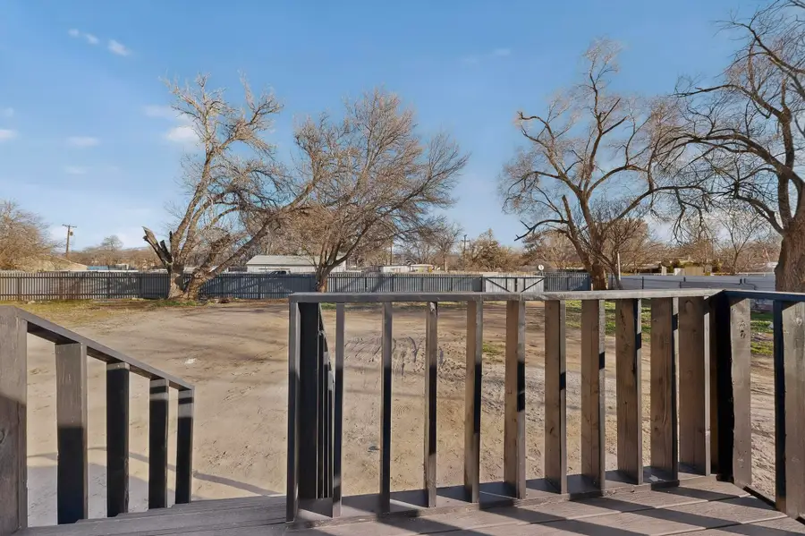 23 Lakeview Street, Los Lunas, NM 87031 - #3