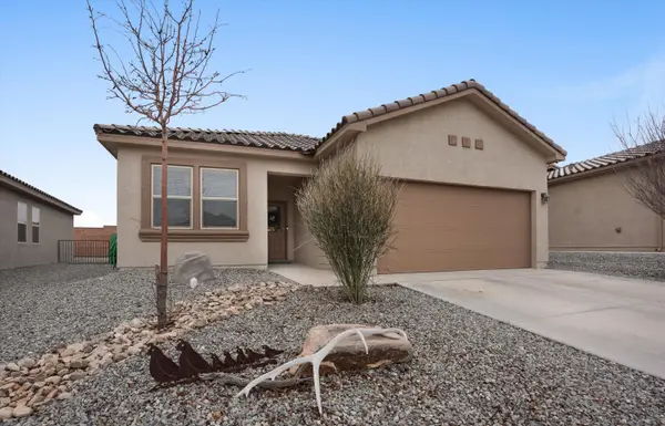 4233 Skyline Loop Ne, Rio Rancho, NM 87144