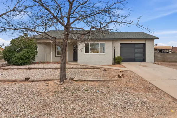 2358 Green Lake Road Ne, Rio Rancho, NM 87124