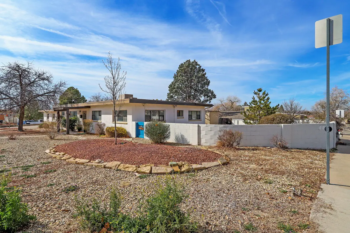 933 Avenida Estrellita Ne, Albuquerque, NM 87110 - #1