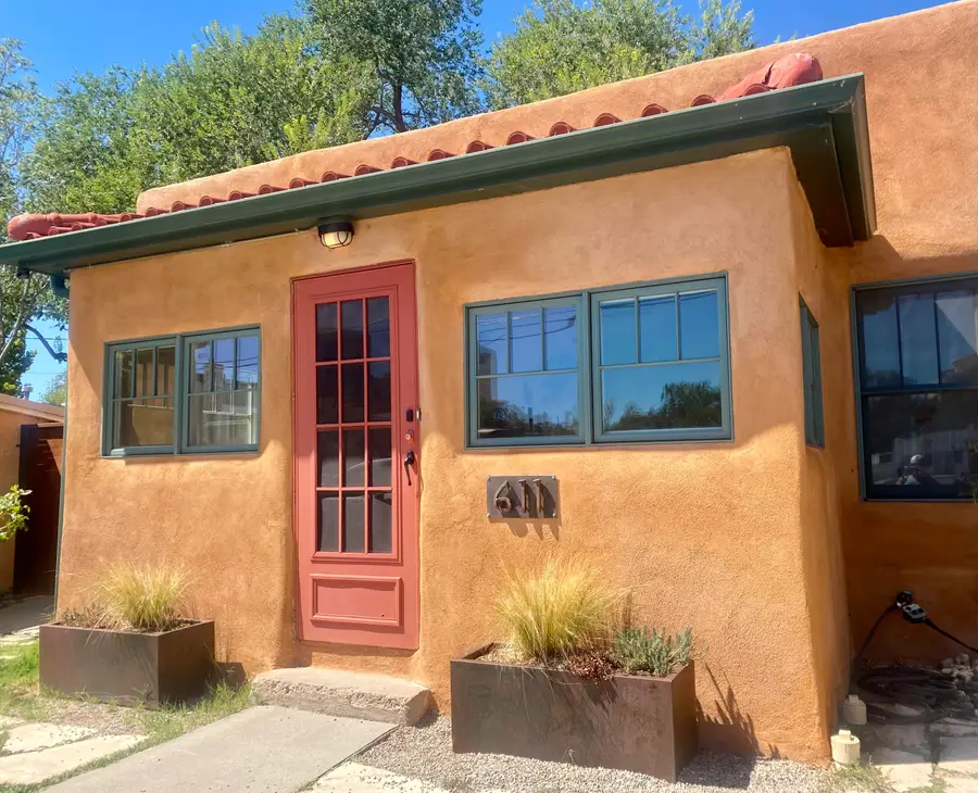 611 Keleher Avenue Nw, Albuquerque, NM 87102 - #2
