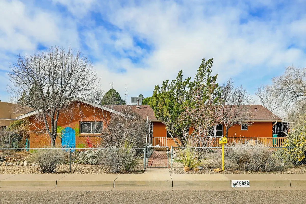 5933 Pauline Avenue Nw, Albuquerque, NM 87107 - #1