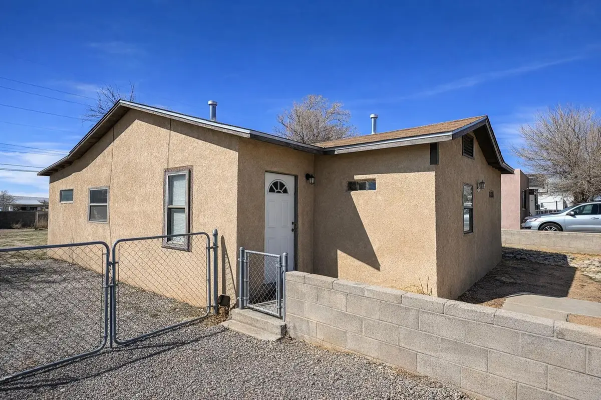 1609 Edith Boulevard Se, Albuquerque, NM 87102 - #1