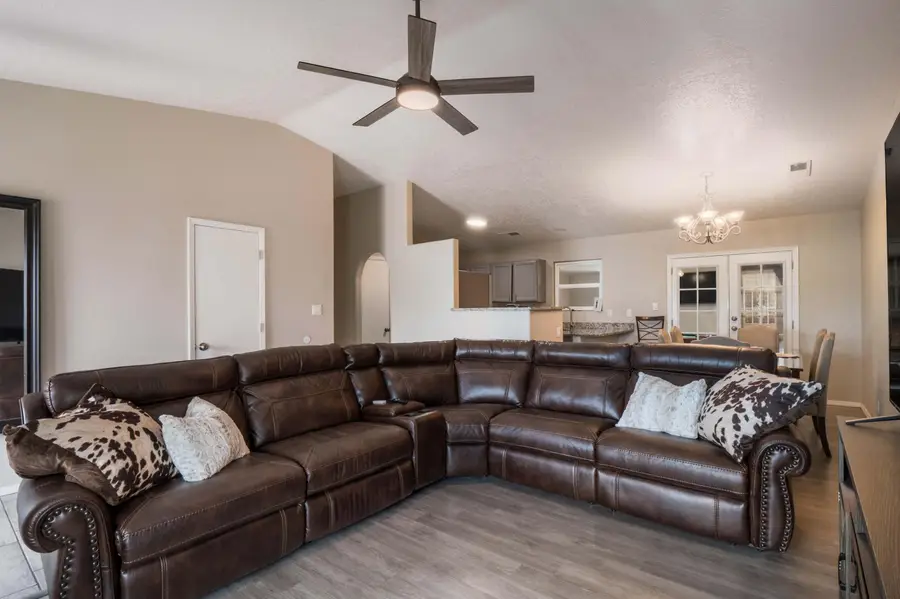 1219 82nd Street Sw, Albuquerque, NM 87121 - #3