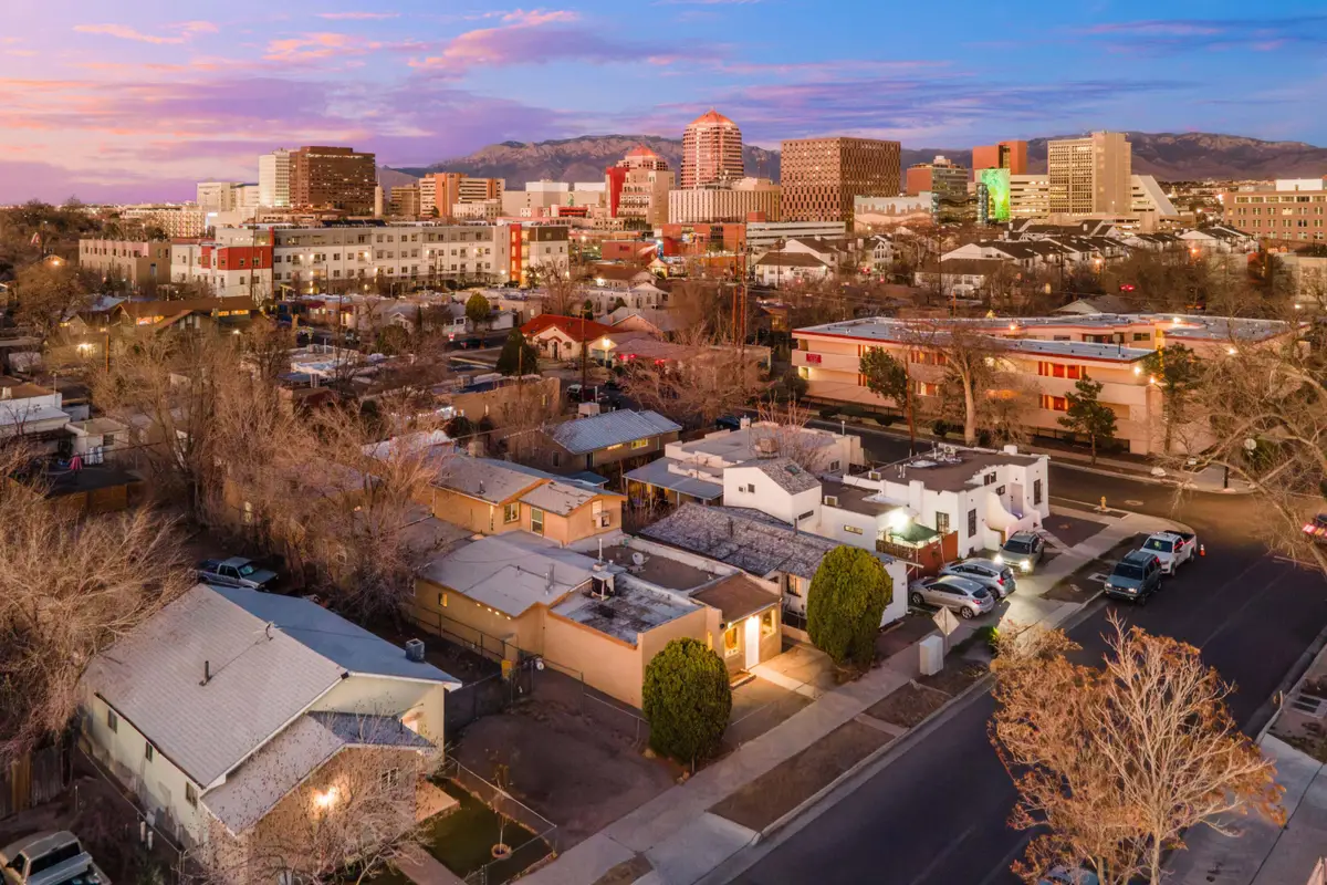 907 Coal Avenue Sw, Albuquerque, NM 87102 - #1