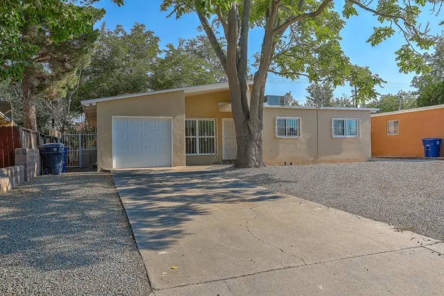 3713 Palo Duro Avenue Ne, Albuquerque, NM 87110 - #2