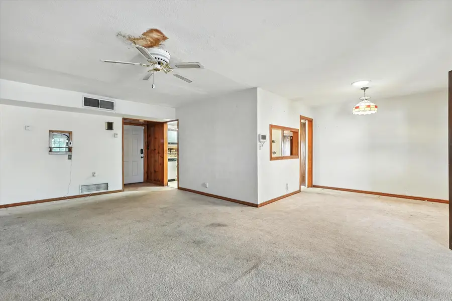 909 Cedar Avenue, Alamogordo, NM 88310 - #3