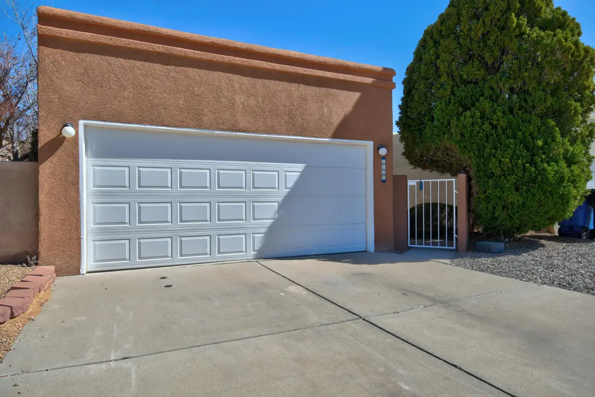5712 Jessica Court Nw, Albuquerque, NM 87120 - #1