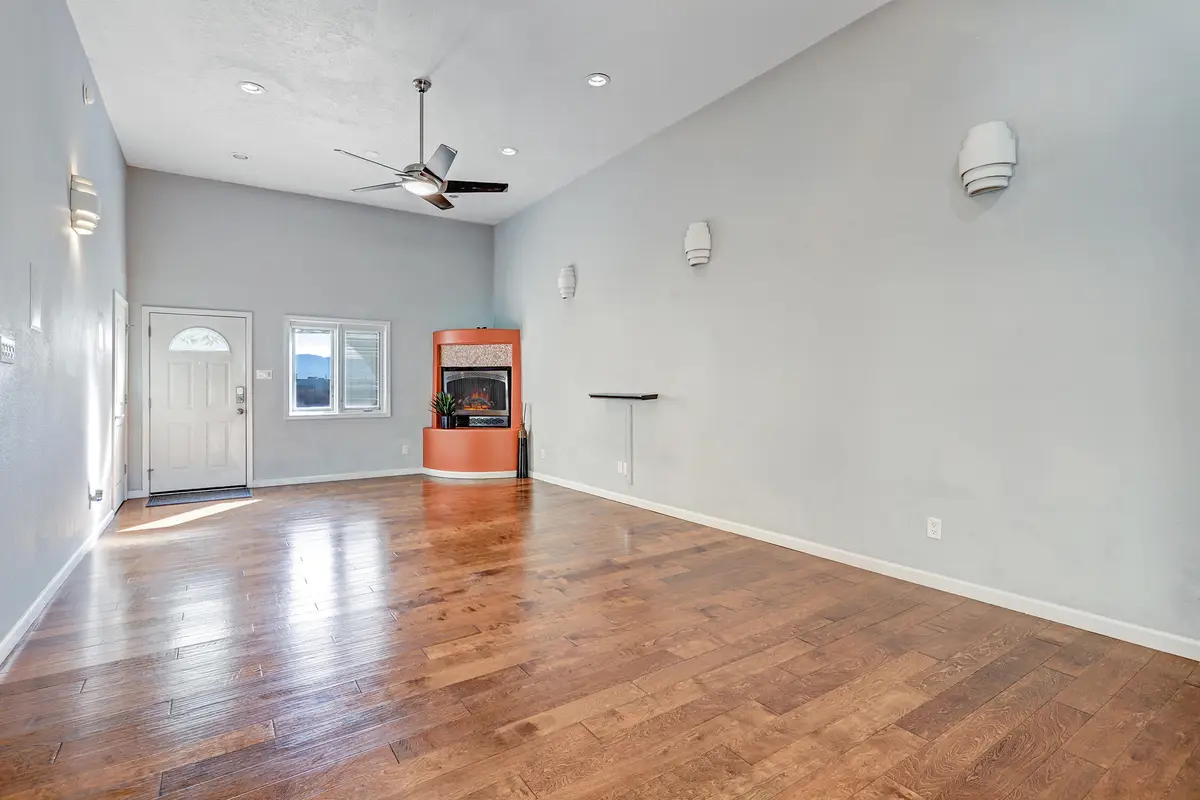 1301 Rio Rancho Boulevard Se #B, Albuquerque, NM 87121 - #1