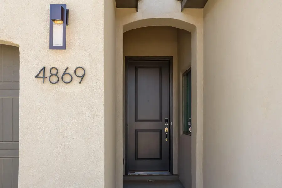 4869 Guadalupe Peak Street Sw, Los Lunas, NM 87031 - #2