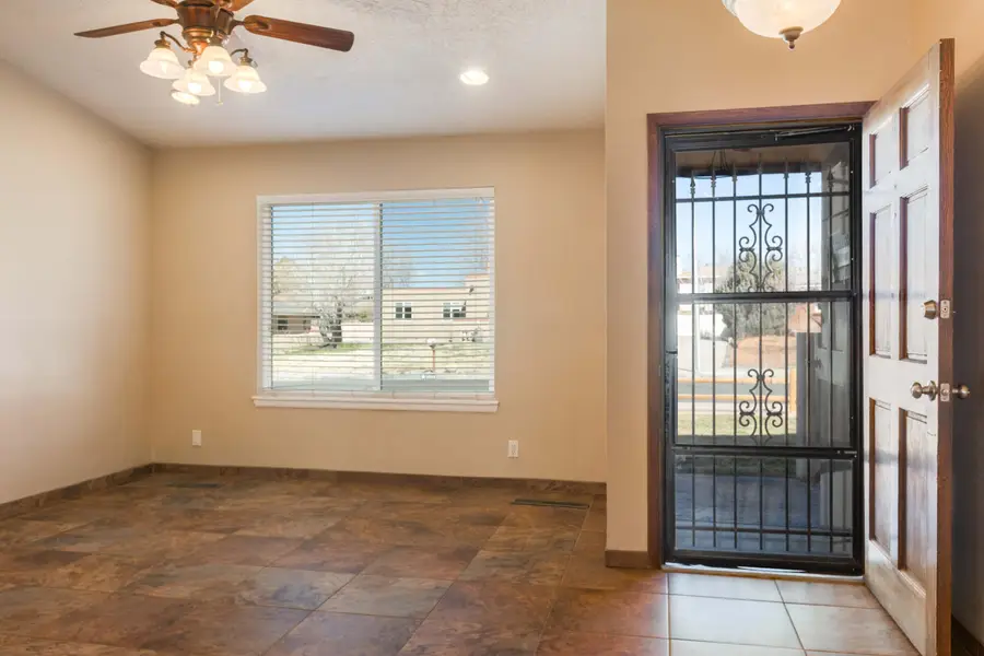 10816 Lowe Street Ne, Albuquerque, NM 87111 - #3