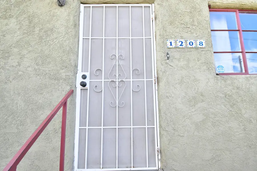 1208 Granite Avenue Nw, Albuquerque, NM 87102 - #3