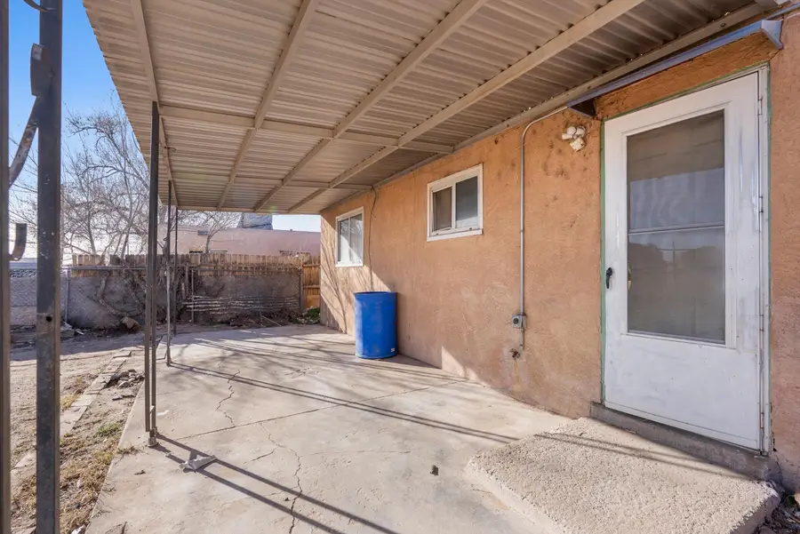 8116 Kathryn Avenue Se, Albuquerque, NM 87108 - #2