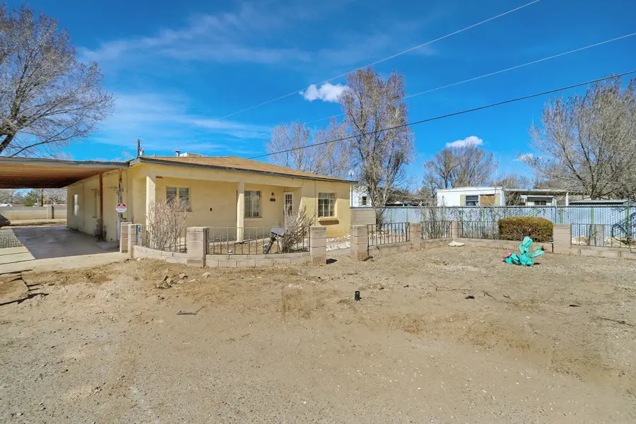 1101 Pear Drive Sw, Albuquerque, NM 87105 - #2