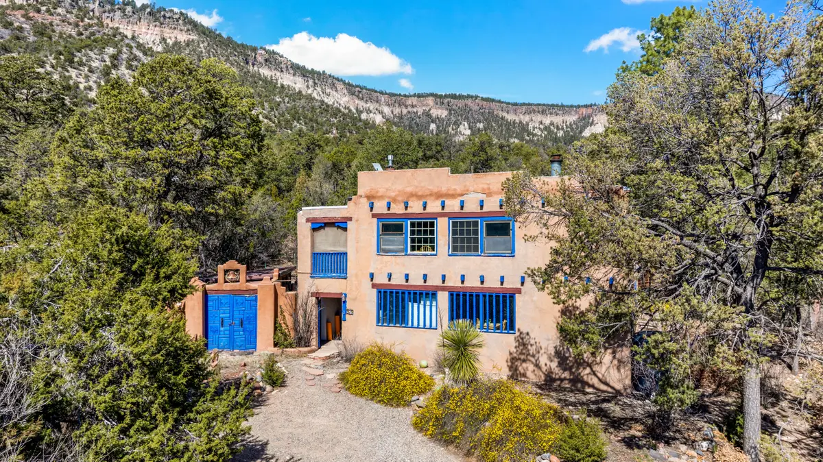 575 Redondo Road, Jemez Springs, NM 87025 - #1