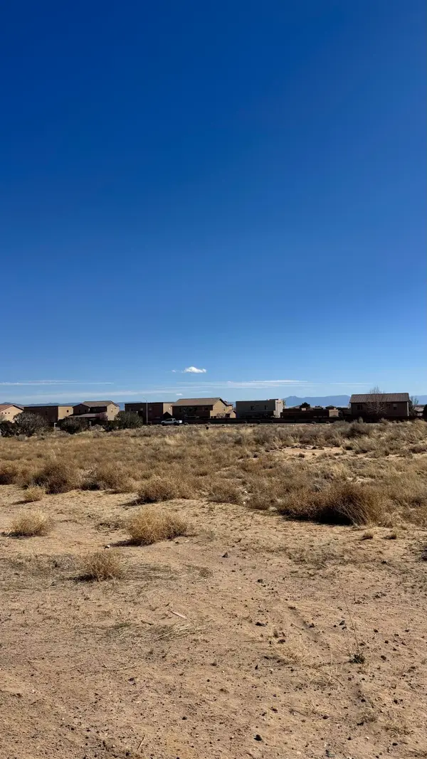 Azucena Place Nw, Albuquerque, NM 87120