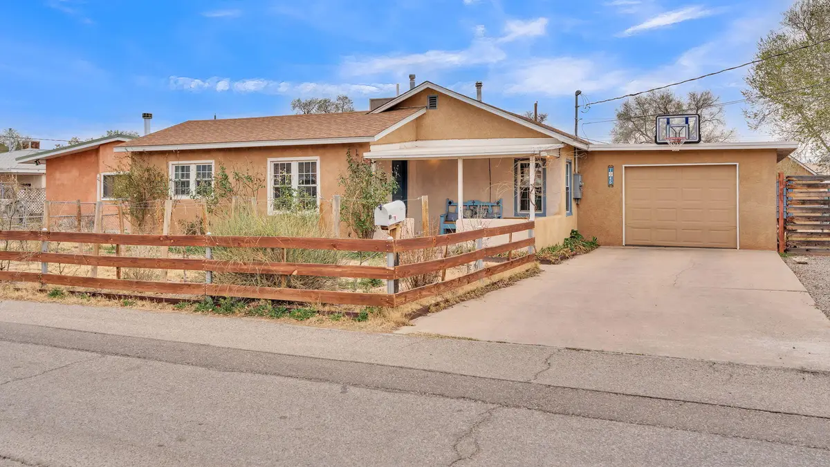 1046 Mcmullen Drive Nw, Albuquerque, NM 87107 - #1