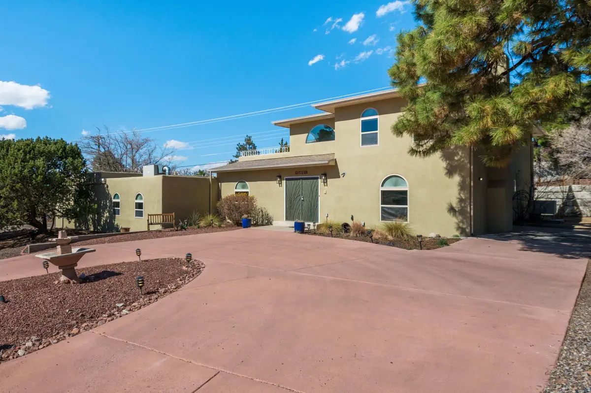 13401 Desert Hills Place Ne, Albuquerque, NM 87111 - #1
