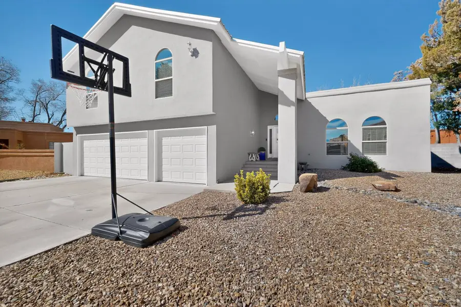 4000 Amy Kay Court Nw, Albuquerque, NM 87107 - #2