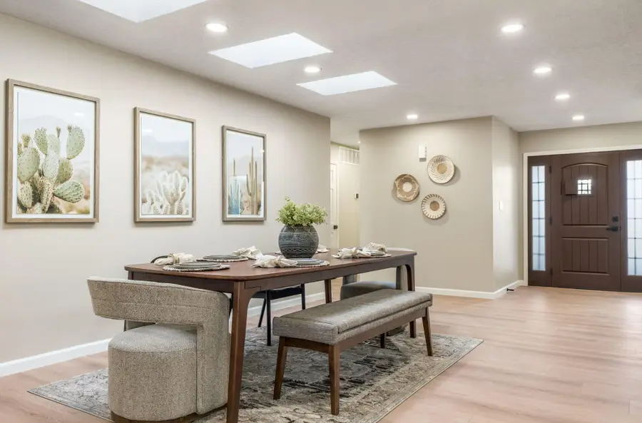 1105 Salamanca Street Nw, Los Ranchos De Albuquerque, NM 87107 - #3