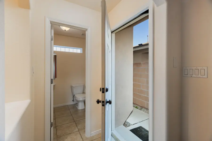760 Mesa Del Rio Street Nw, Albuquerque, NM 87121 - #3