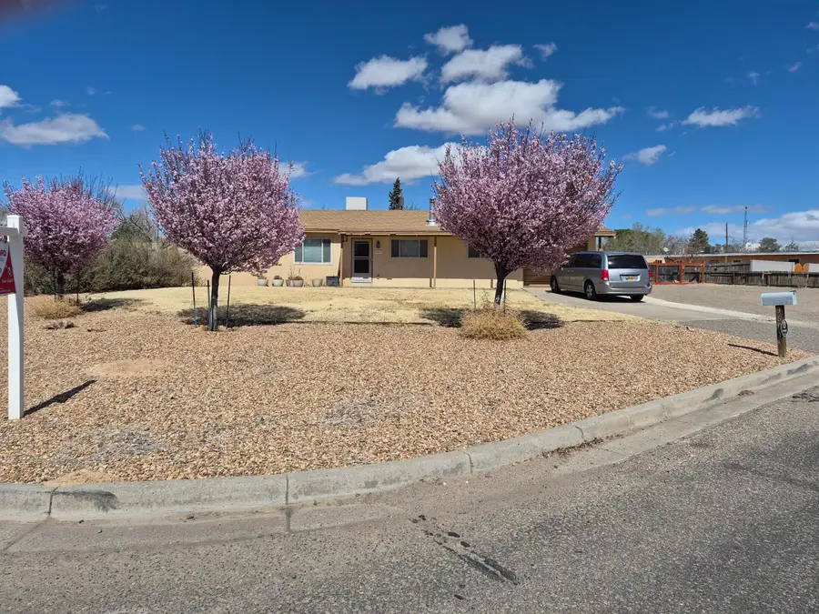 3601 33rd Circle Se, Rio Rancho, NM 87124 - #3