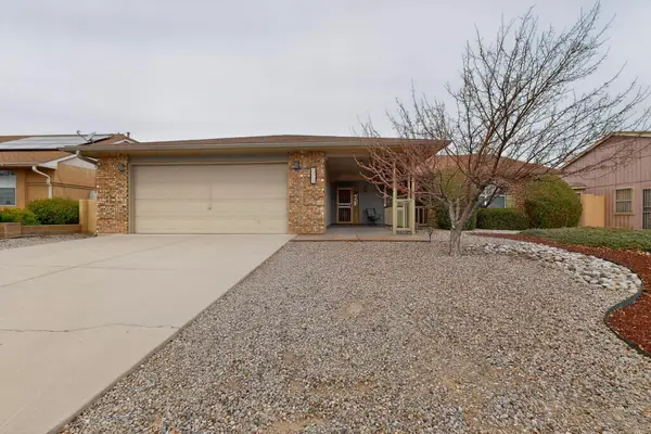 7213 Sunlight Peak Drive Ne, Rio Rancho, NM 87144