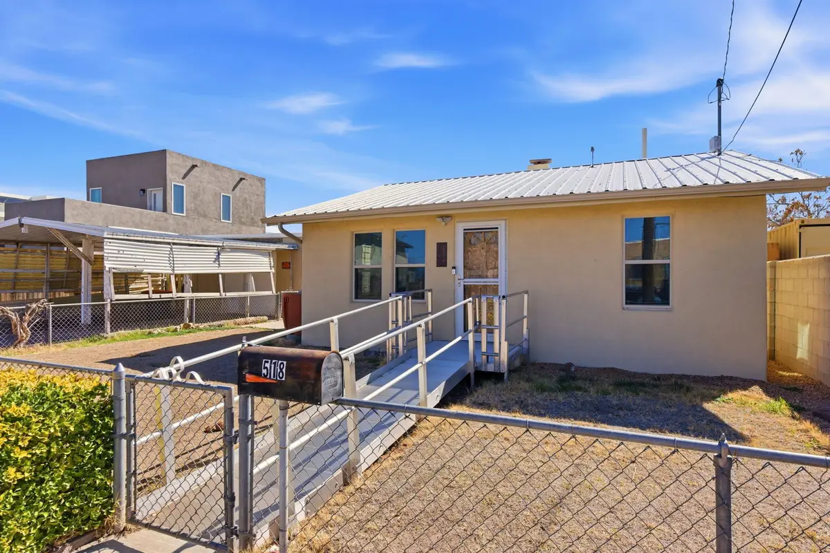 518 Kinley Avenue Nw, Albuquerque, NM 87102 - #1