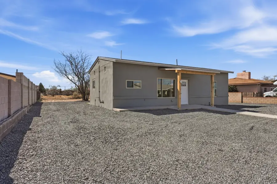 110 Tyrone Avenue Nw, Albuquerque, NM 87107 - #3