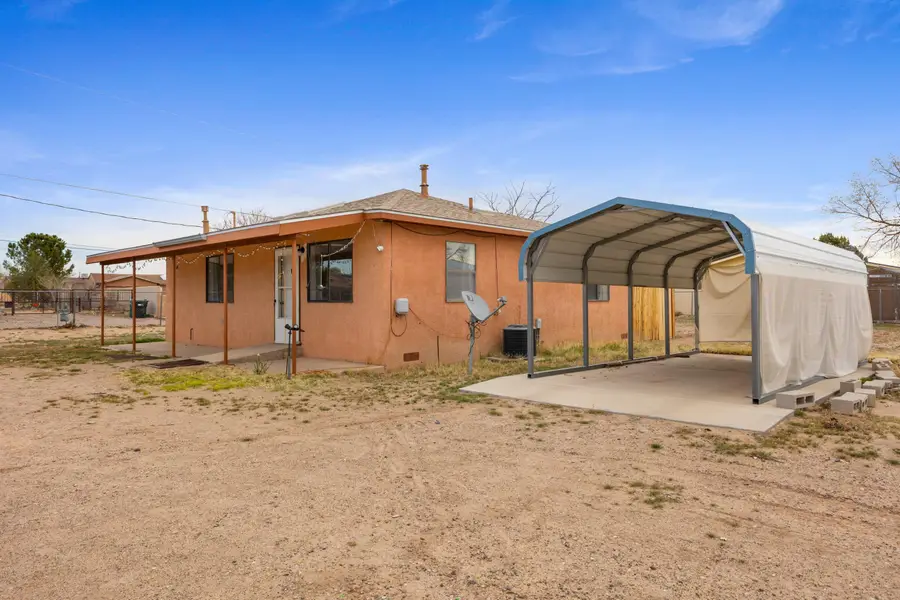 3941 Amalia Road Sw, Albuquerque, NM 87105 - #3