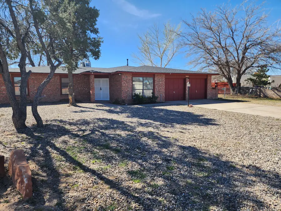 405 N Godfrey Avenue, Rio Communities, NM 87002 - #2