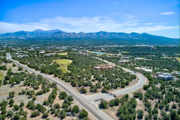 2 Broken Arrow Place, Sandia Park, NM 87047