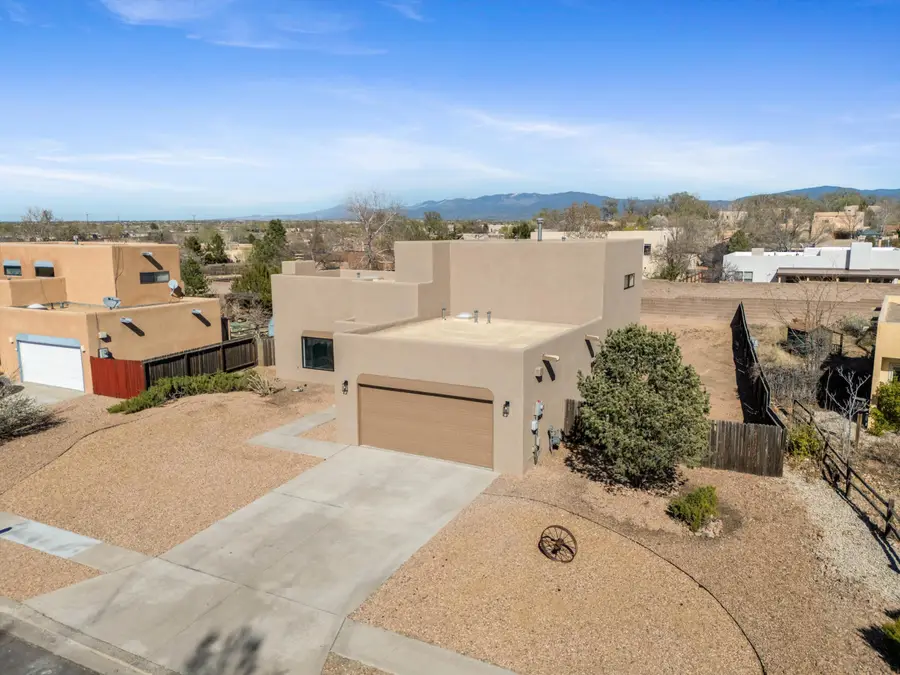 7485 Saratoga Lane, Santa Fe, NM 87507 - #3
