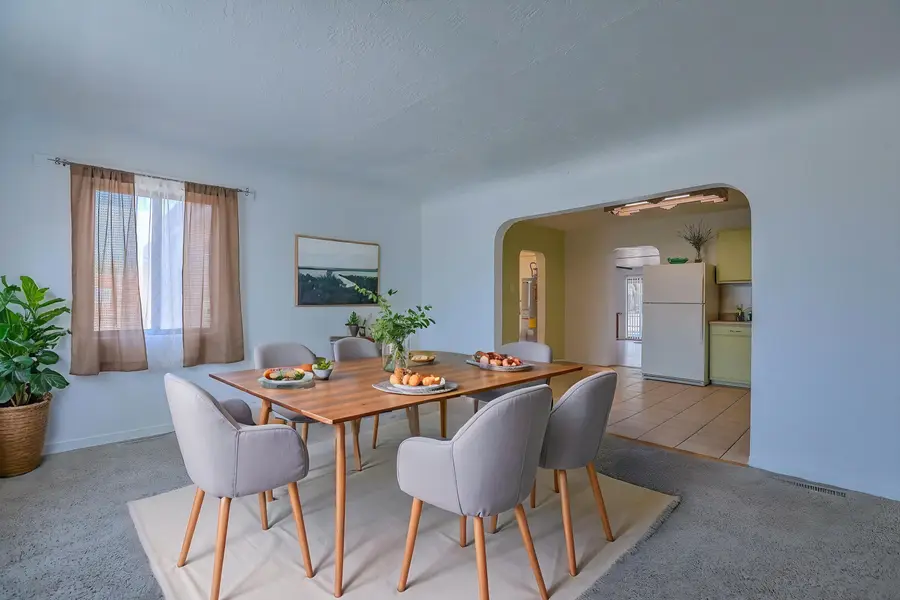 5420 Mountain Road Ne, Albuquerque, NM 87110 - #3