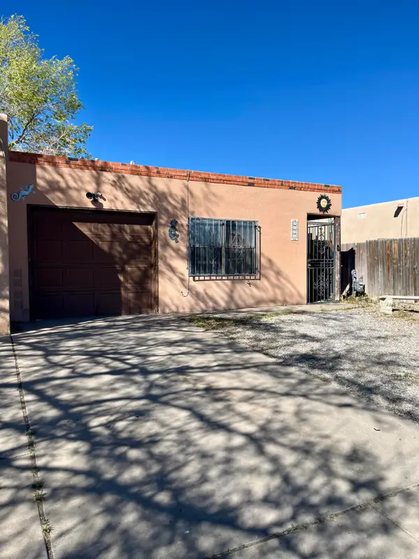 6035 Staubach Avenue Nw, Albuquerque, NM 87120