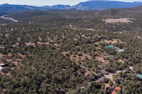 20 Juan Tomas Road, Tijeras, NM 87059