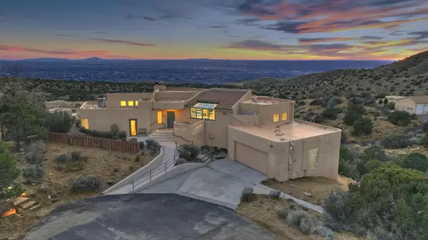 36 Tierra Monte Street Ne, Albuquerque, NM 87122