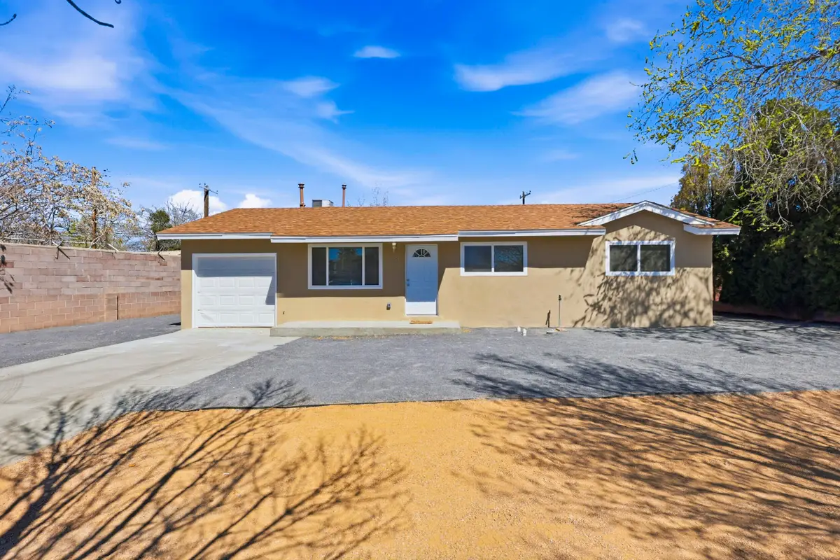3621 Comanche Road Ne, Albuquerque, NM 87110 - #1