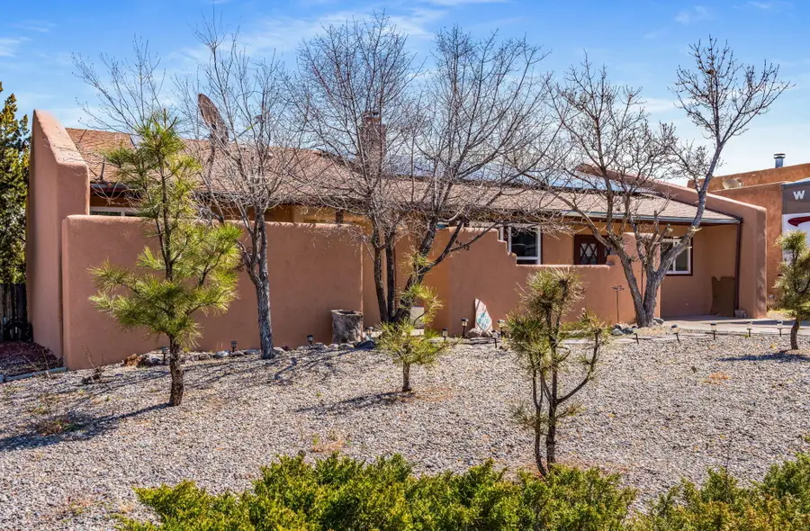 6612 E Vooscane Avenue, Cochiti Lake, NM 87083 - #2