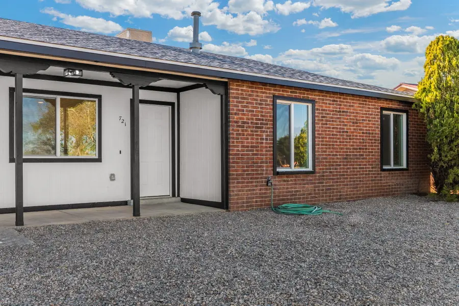 721 Chuckwagon Road Se, Rio Rancho, NM 87124 - #2