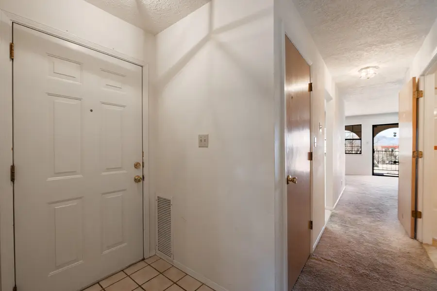 833 Country Club Drive Se #APT 2A, Rio Rancho, NM 87124 - #2
