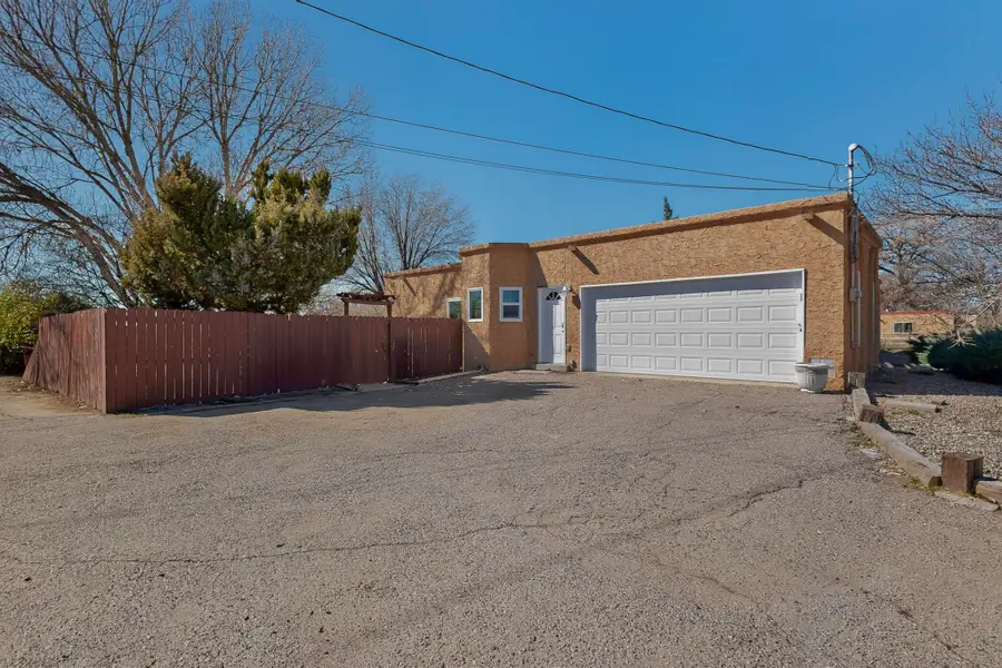 355 Esperanza Drive, Bosque Farms, NM 87068 - #2