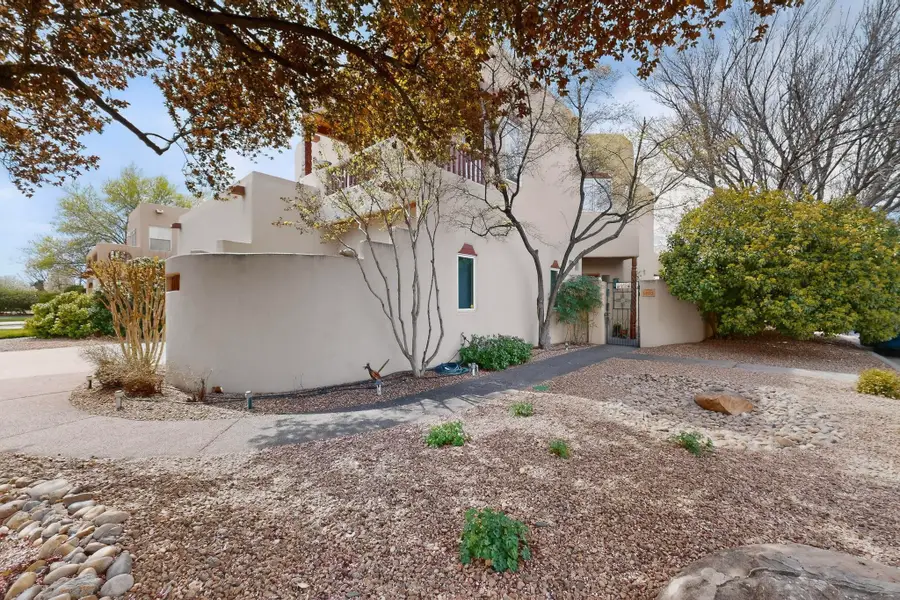 1405 Plaza Sonada Nw, Albuquerque, NM 87104 - #3