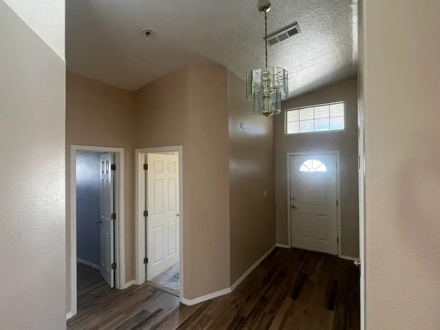 4812 Benton Avenue Nw, Albuquerque, NM 87114 - #3