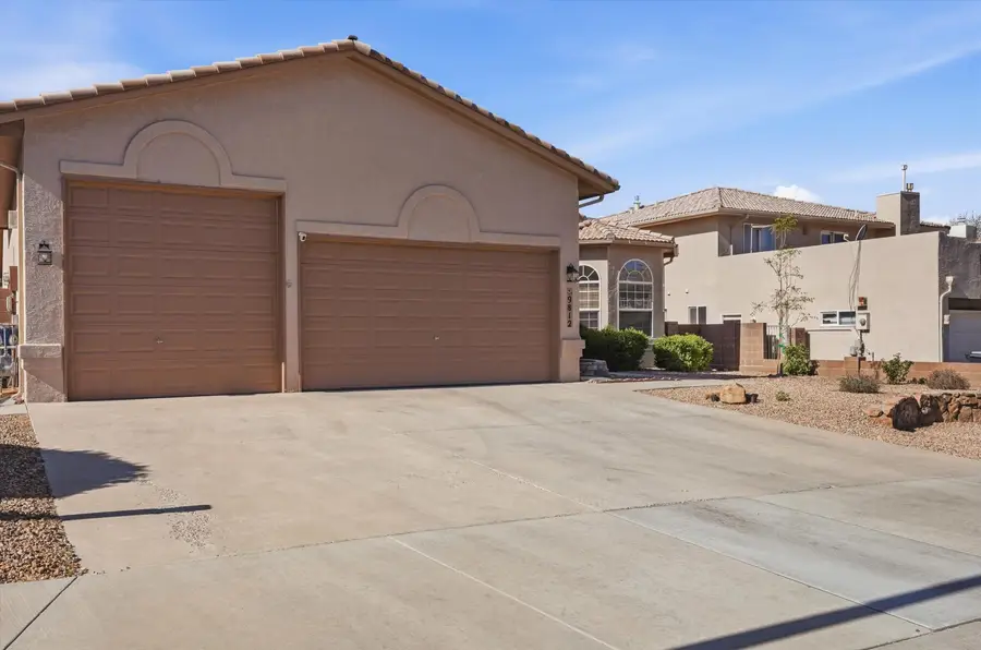 9812 Karak Road Ne, Albuquerque, NM 87122 - #3
