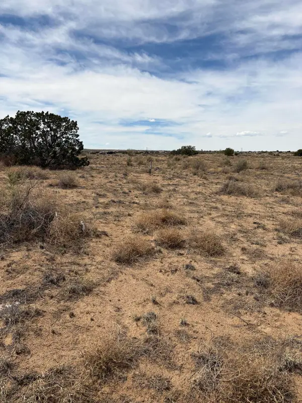 Urraca Street Nw, Albuquerque, NM 87120