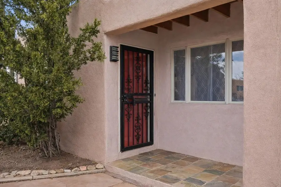 1506 Ridgecrest Drive Se, Albuquerque, NM 87108 - #2